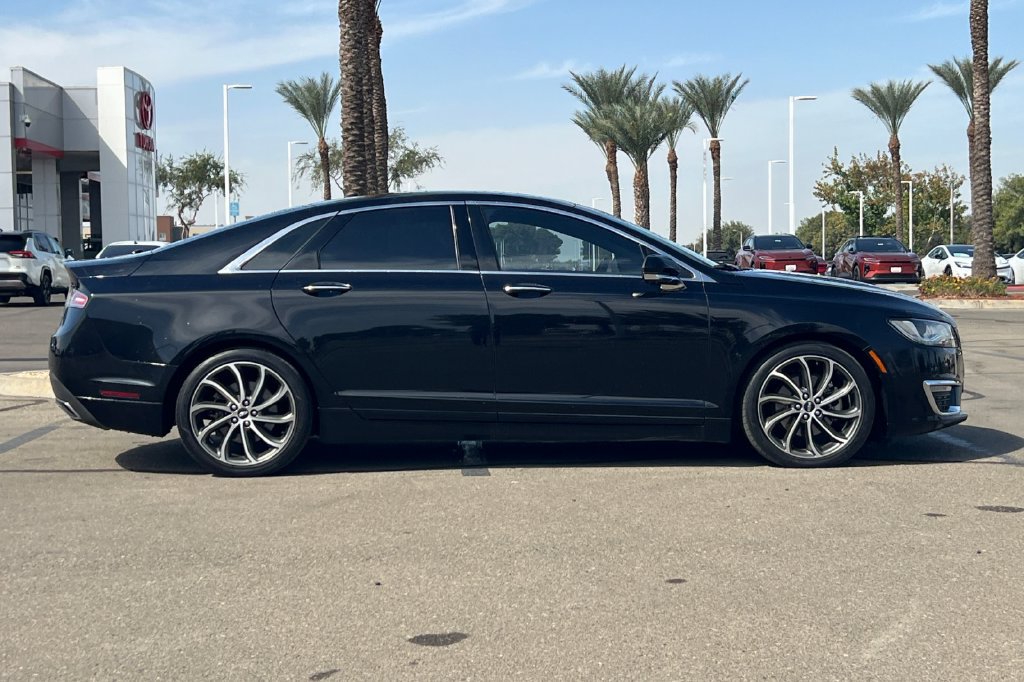 Used 2019 Lincoln MKZ Reserve w/ Reserve Plus Package FWD image 3