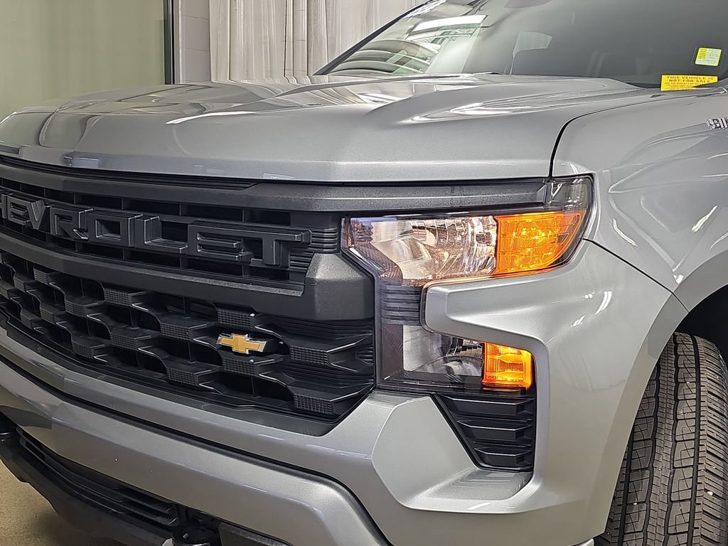 Certified 2023 Chevrolet Silverado 1500 Custom AWD/4WD image 35