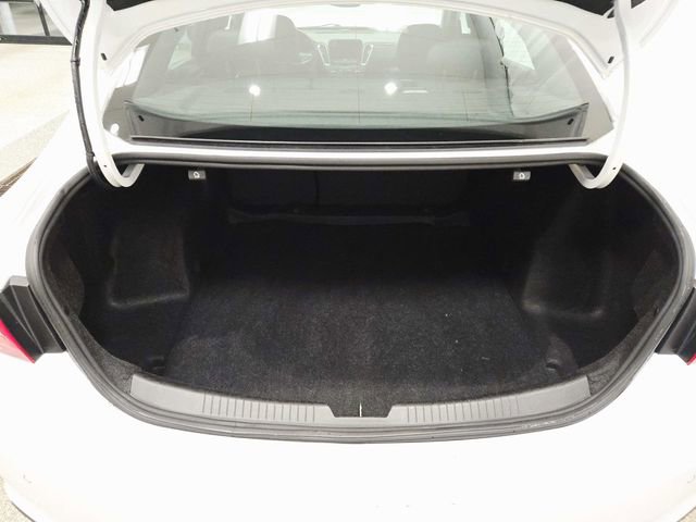 Used 2024 Chevrolet Malibu LT image 10