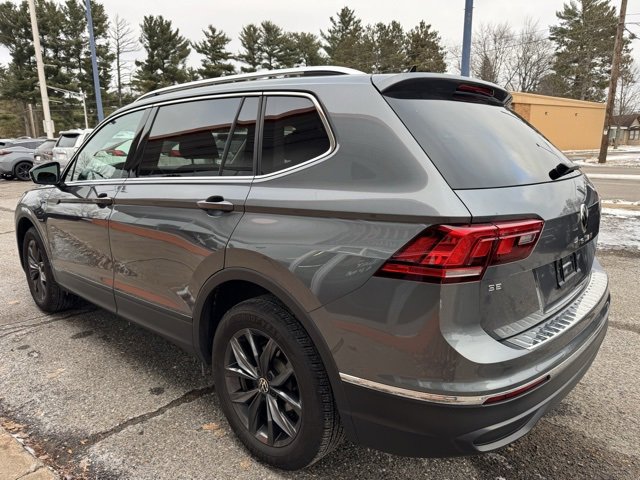 Used 2022 Volkswagen Tiguan SE image 6