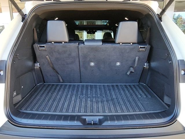 Used 2024 Toyota Grand Highlander AWD Hybrid image 28