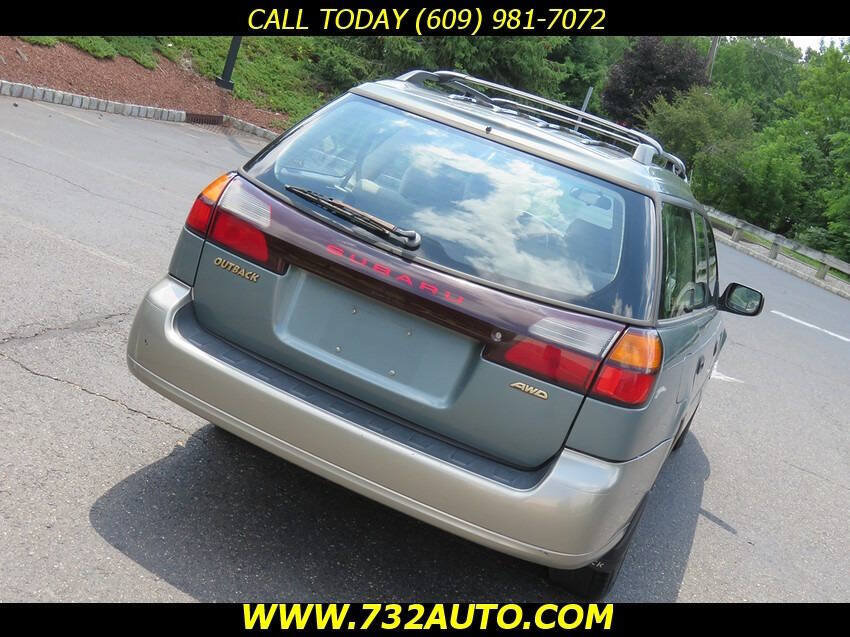 Used 2002 Subaru Outback Wagon AWD/4WD image 16