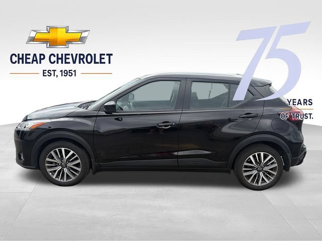 Used 2023 Nissan Kicks SV FWD image 2