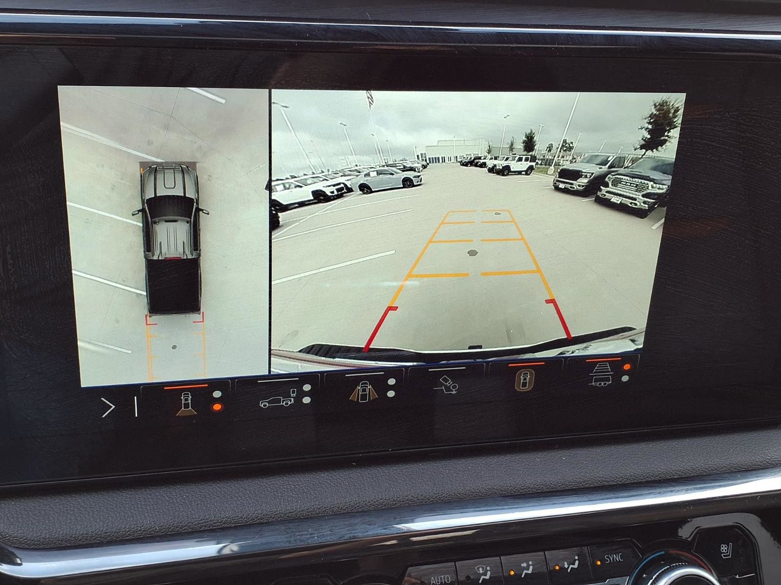 Used 2024 GMC Sierra 2500 AT4 w/ AT4 Premium Plus Package image 12