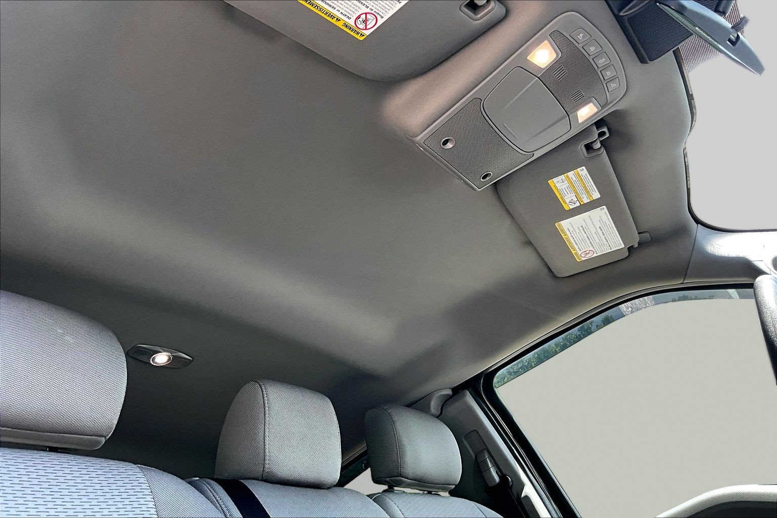 Used 2020 Ford F350 XLT w/ XLT Premium Package AWD/4WD image 17