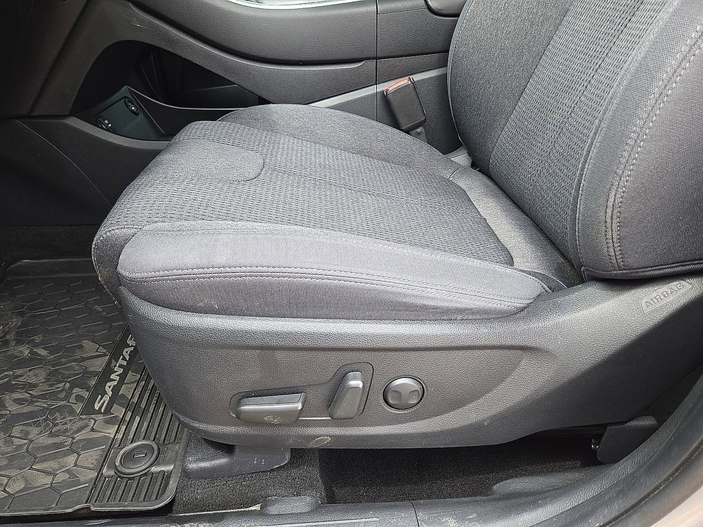 Used 2023 Hyundai Santa Fe SEL FWD image 24