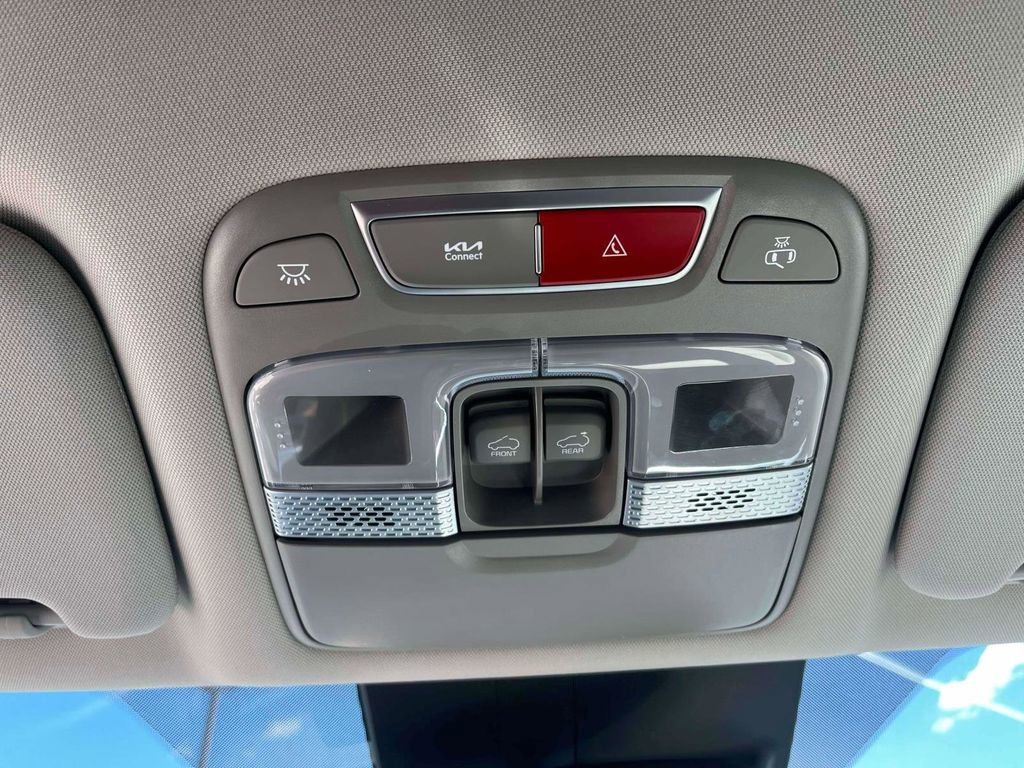 Used 2024 Kia Telluride SX w/ Towing Package AWD/4WD image 26