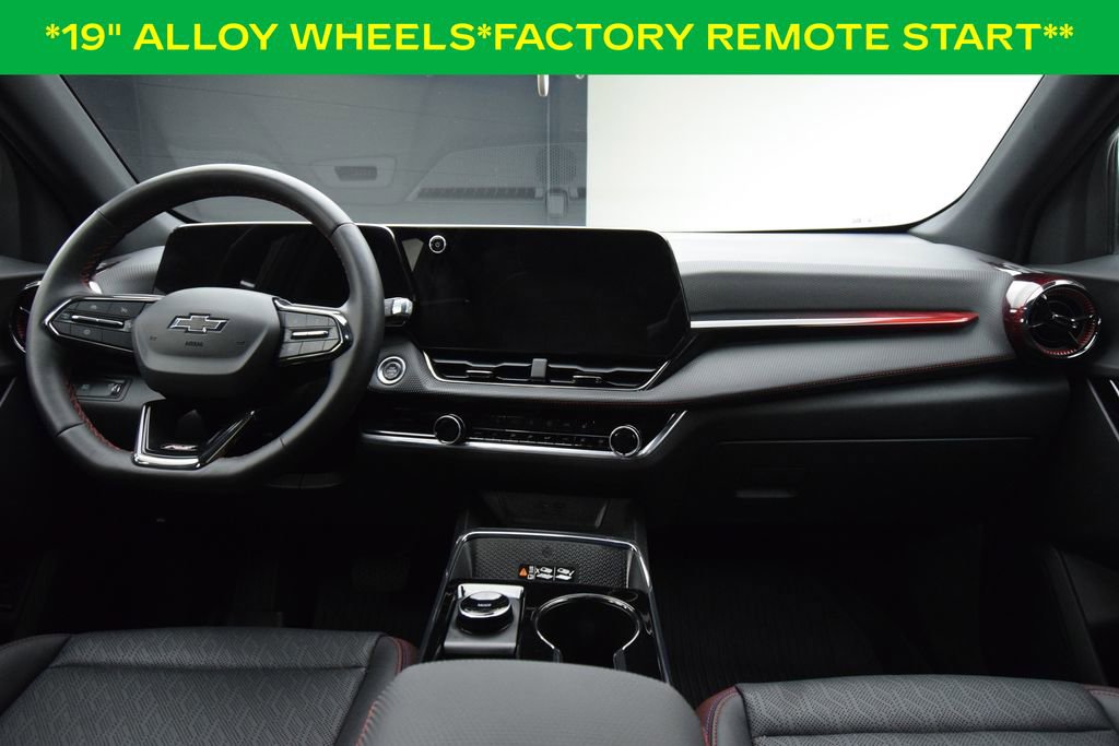 Used 2026 Chevrolet Equinox RS FWD image 4