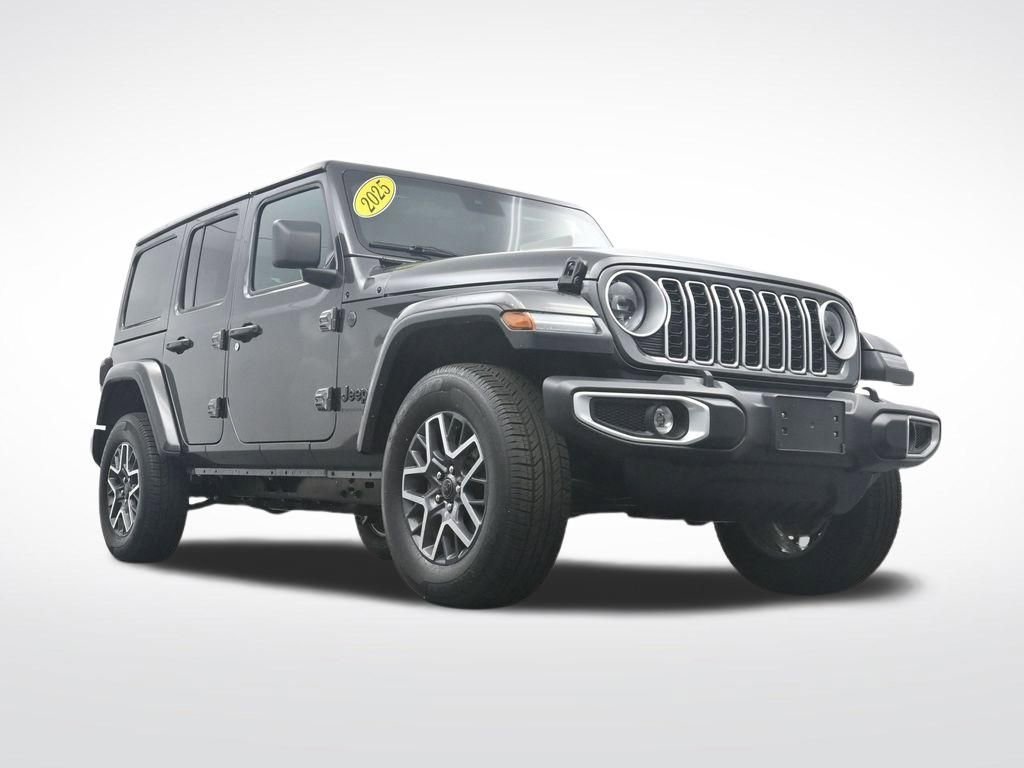 Used 2025 Jeep Wrangler Sahara AWD/4WD image 32