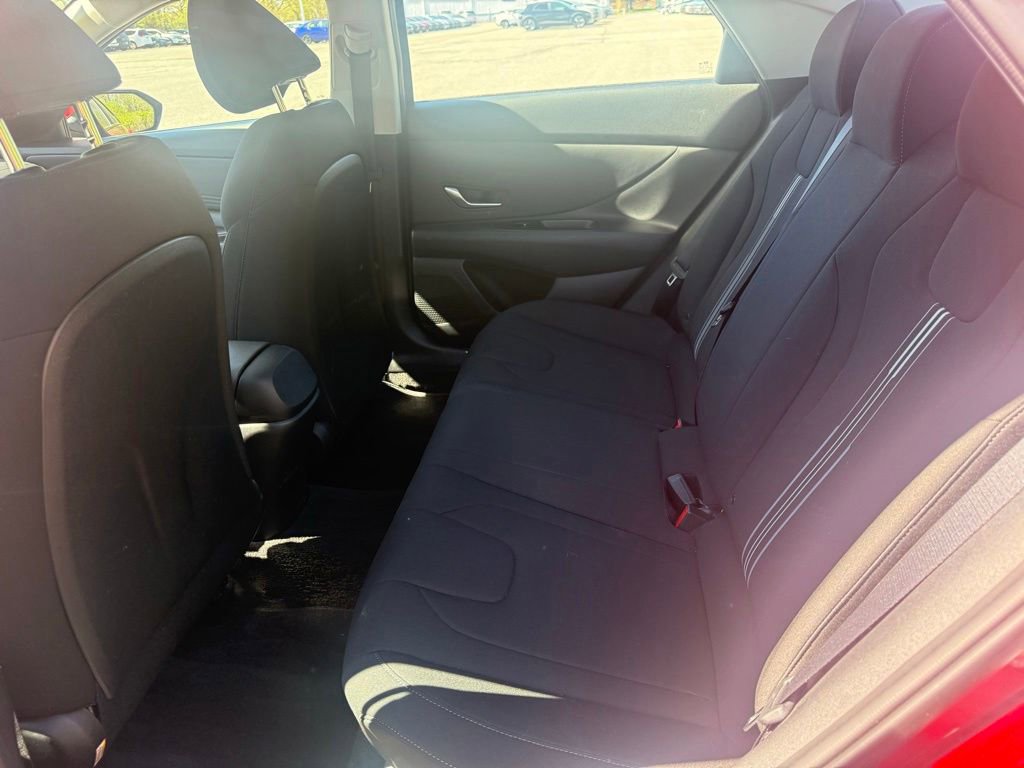 Used 2023 Hyundai Elantra SEL w/ Convenience Package FWD image 20