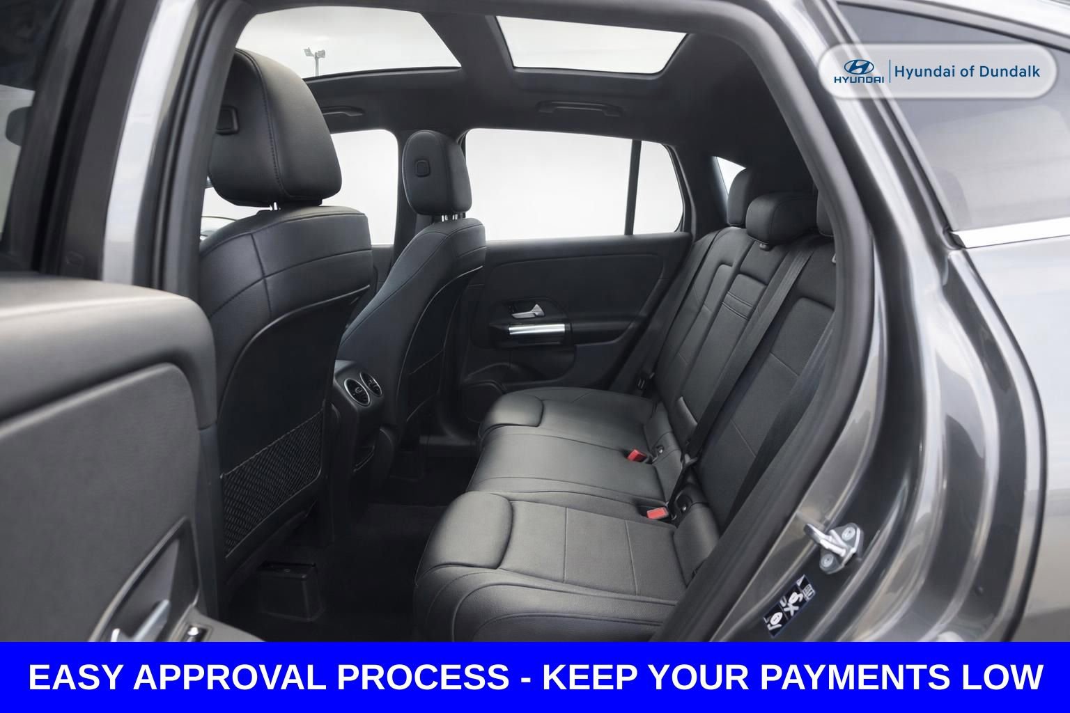 Used 2021 Mercedes-Benz GLA 250 4MATIC w/ Premium Package image 17