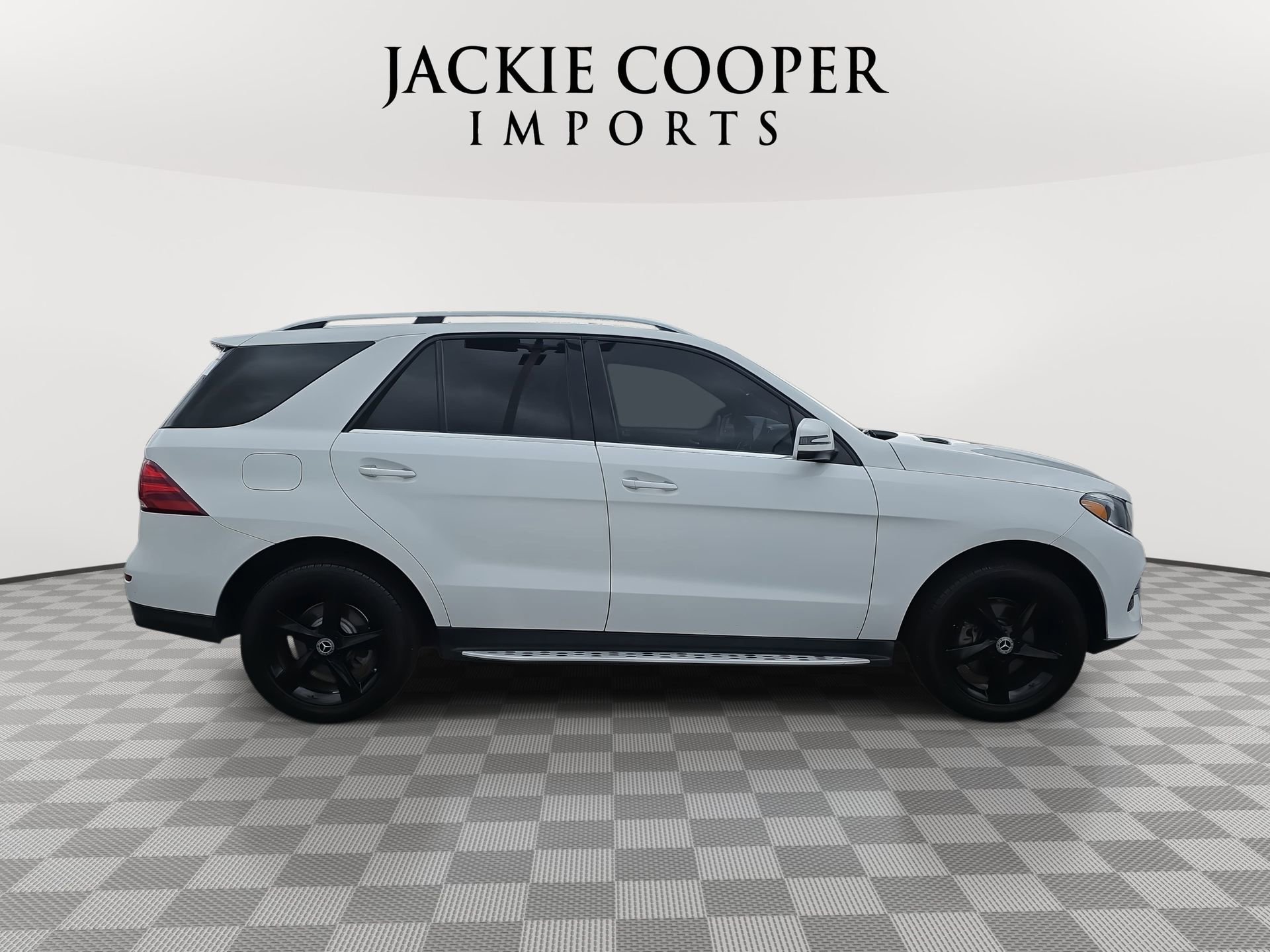 Used 2017 Mercedes-Benz GLE 350 image 4