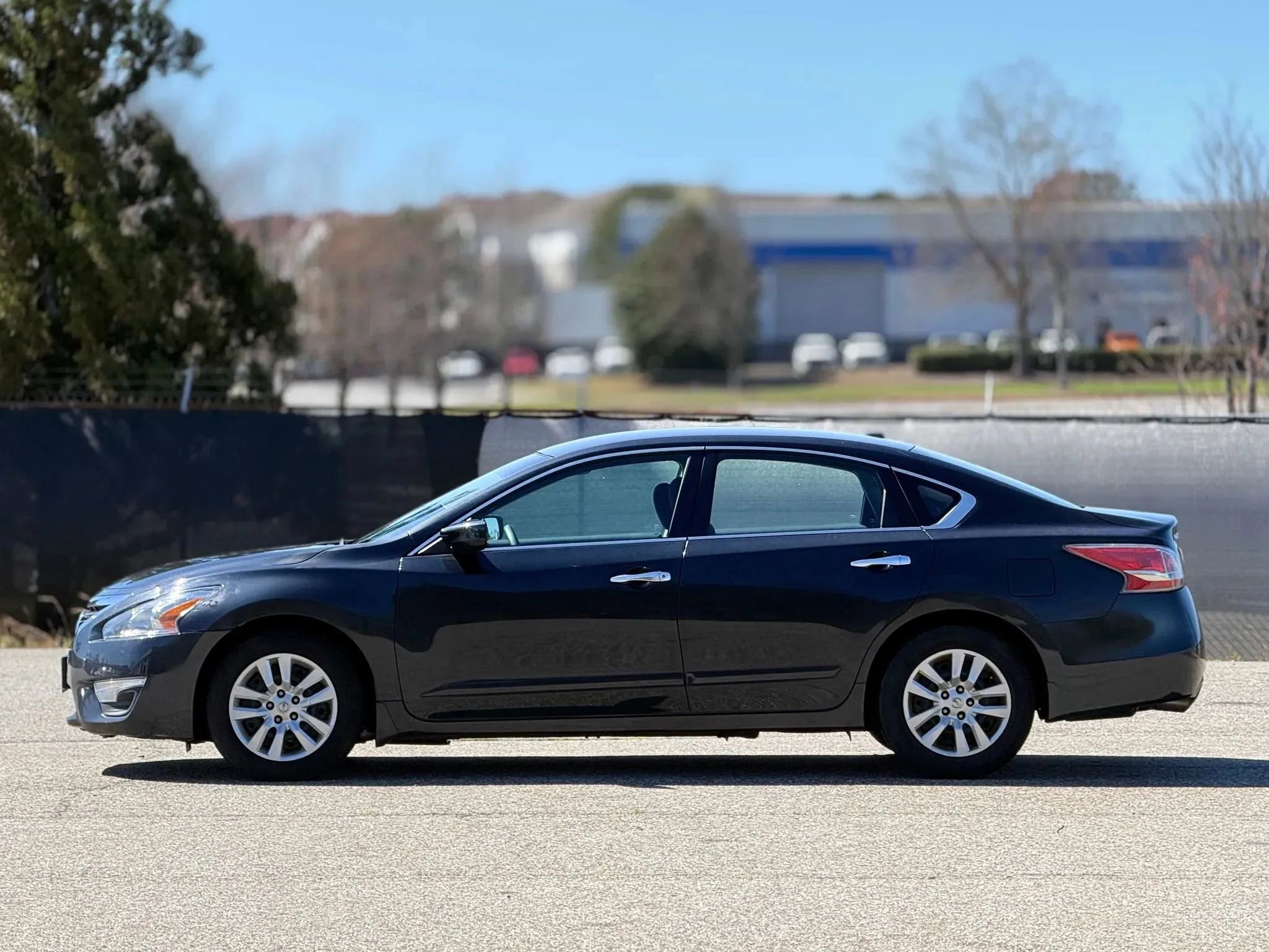 Used 2015 Nissan Altima 2.5 S w/ Power Driver Seat Package FWD image 8