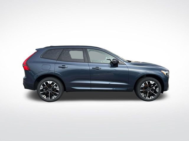 New 2026 Volvo XC60 B5 Plus w/ Protection Package Premier image 10
