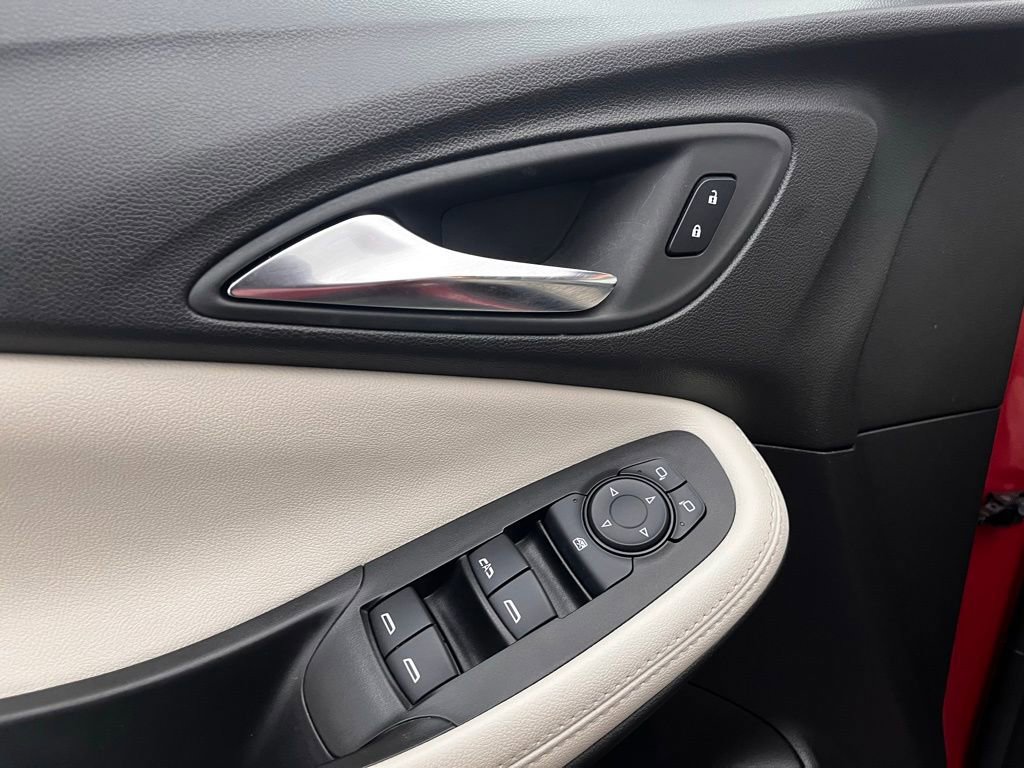Used 2024 Buick Encore GX Preferred FWD image 16