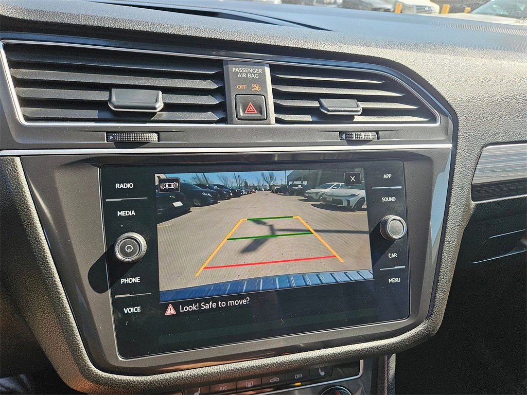 Used 2024 Volkswagen Tiguan Wolfsburg Edition image 21