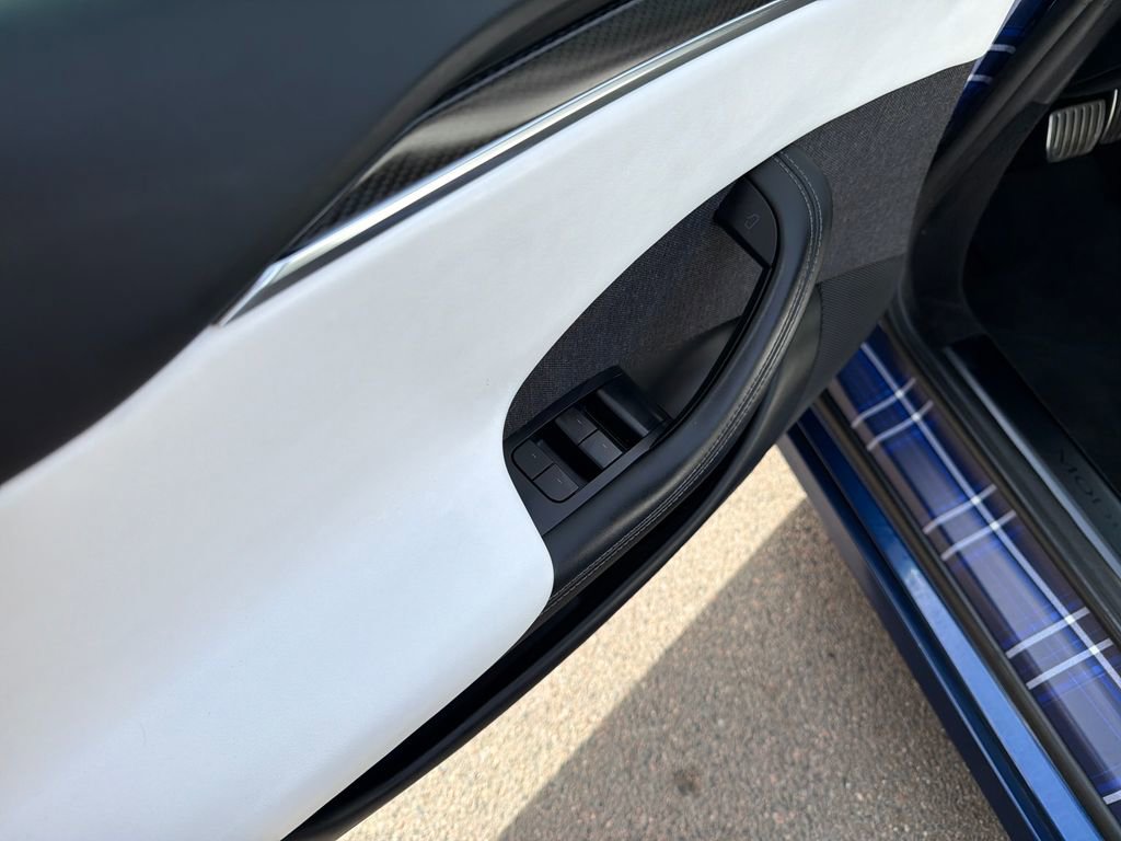 Used 2022 Tesla Model S Plaid image 19