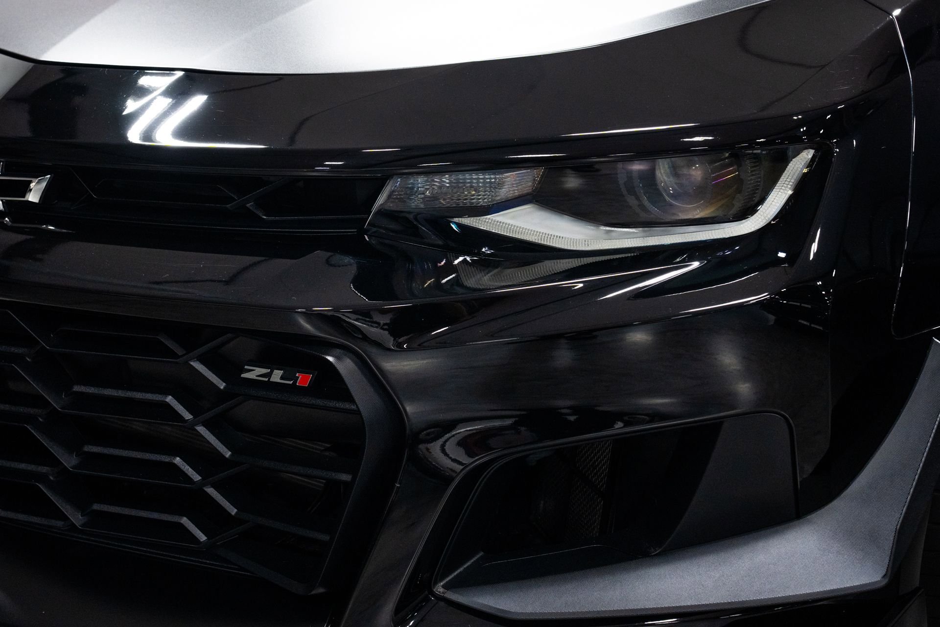 Used 2022 Chevrolet Camaro ZL1 RWD image 25