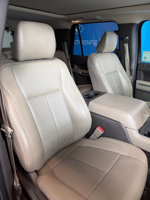 Used 2021 Ford Expedition XLT AWD/4WD image 21