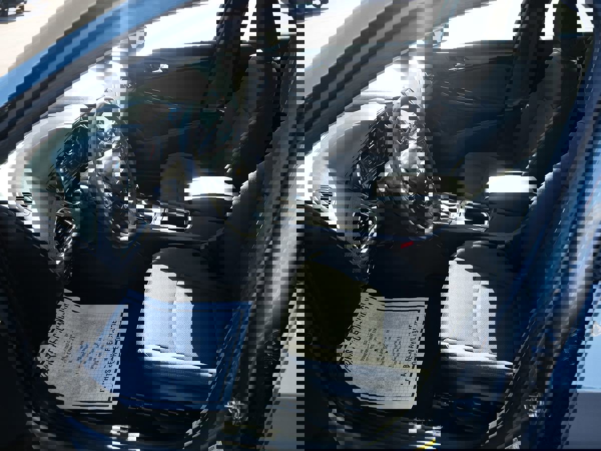 Used 2018 Chevrolet Cruze LT w/ Convenience Package FWD image 10