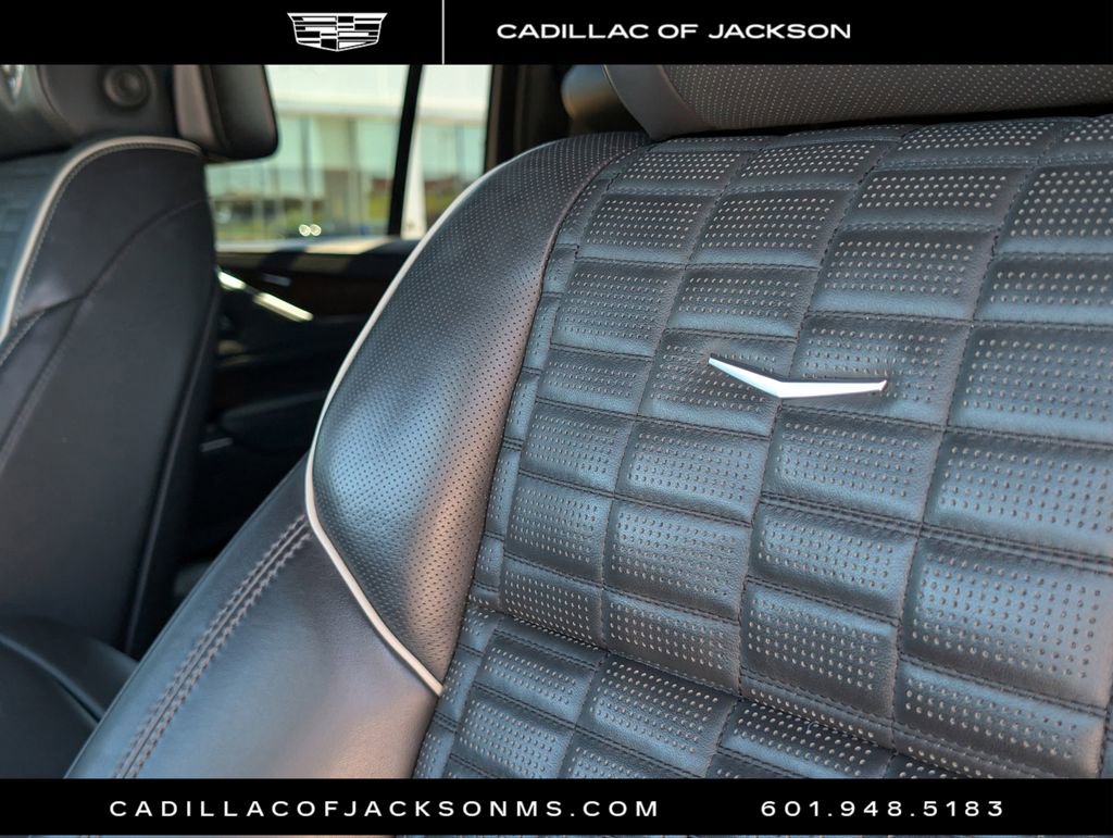Used 2022 Cadillac Escalade ESV Premium Luxury Platinum w/ Heavy-Duty Trailer Package image 21