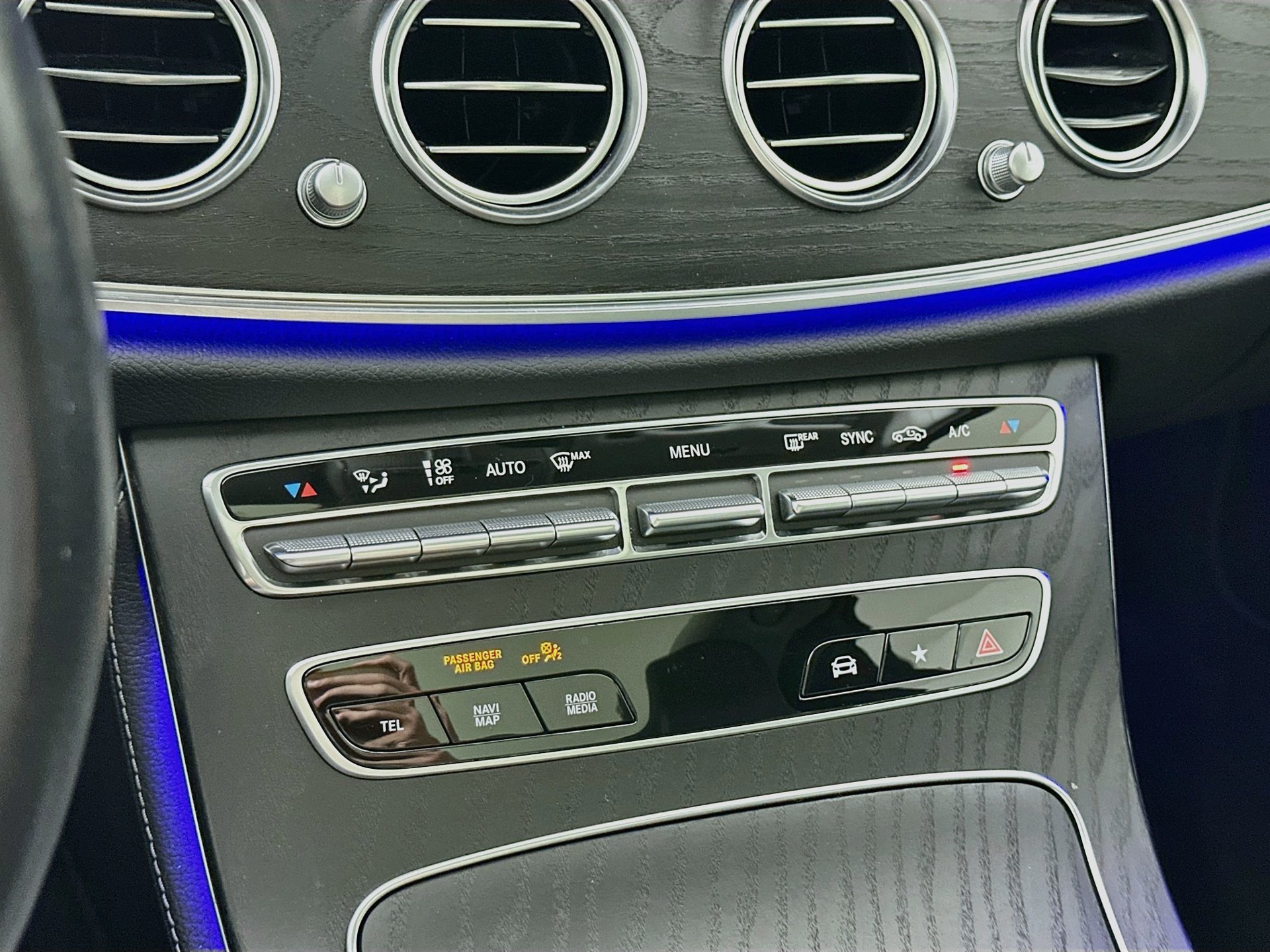 Certified 2023 Mercedes-Benz E 350 4MATIC Sedan image 17