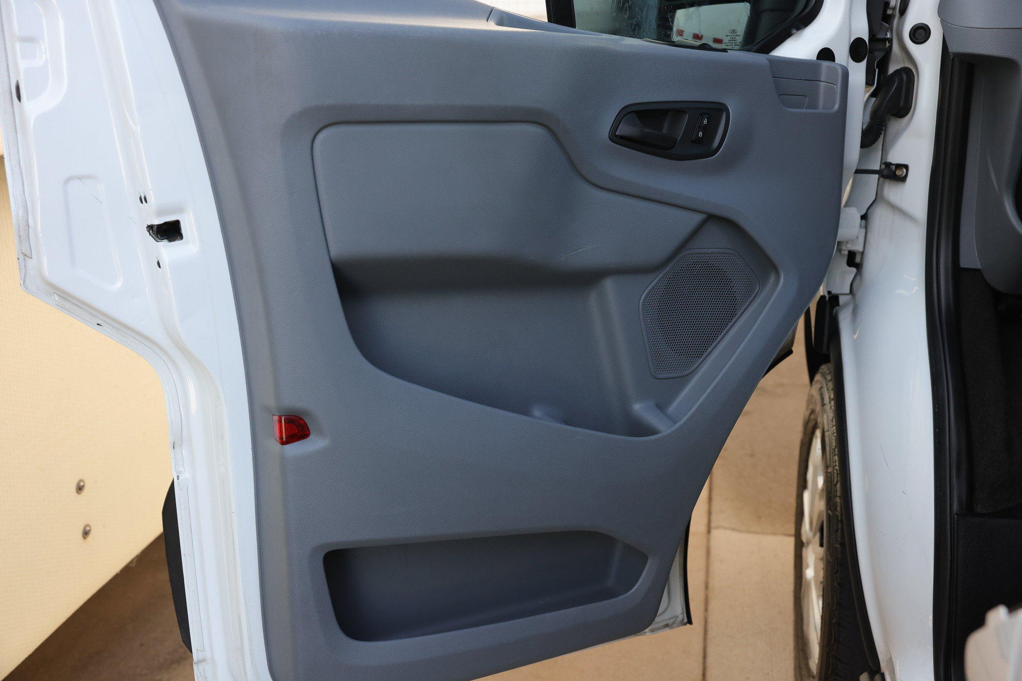 Used 2019 Ford Transit 350 XLT RWD image 48