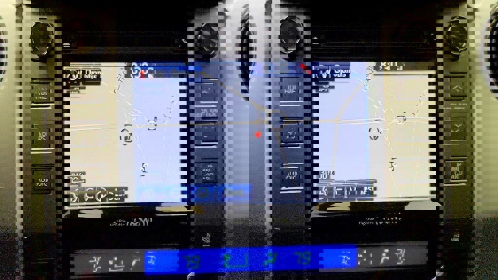 Used 2018 Toyota Tundra Limited AWD/4WD image 20