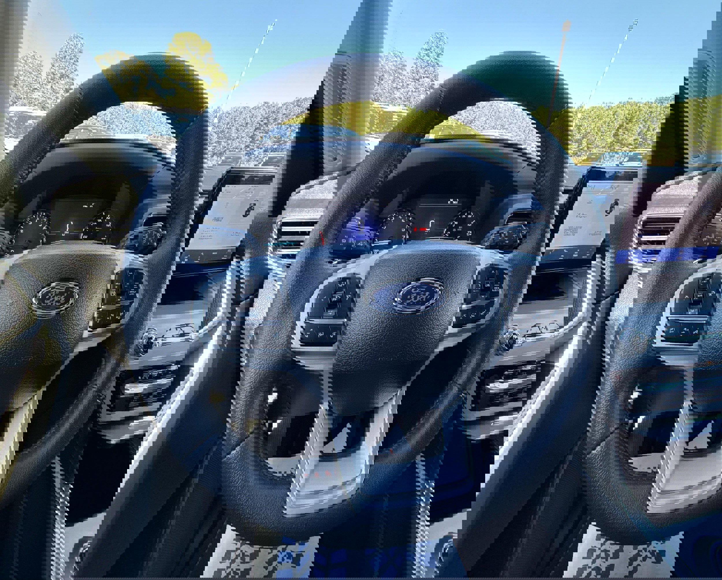 Used 2024 Ford Explorer XLT w/ Equipment Group 202A image 13