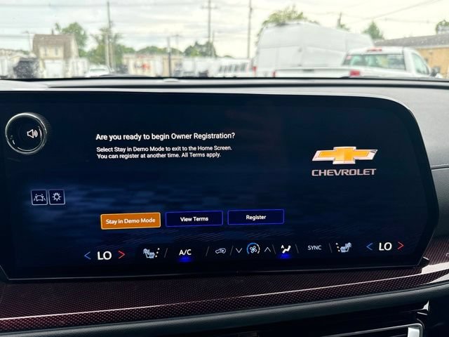 New 2026 Chevrolet Traverse Z71 w/ Driver Confidence Package AWD/4WD image 14