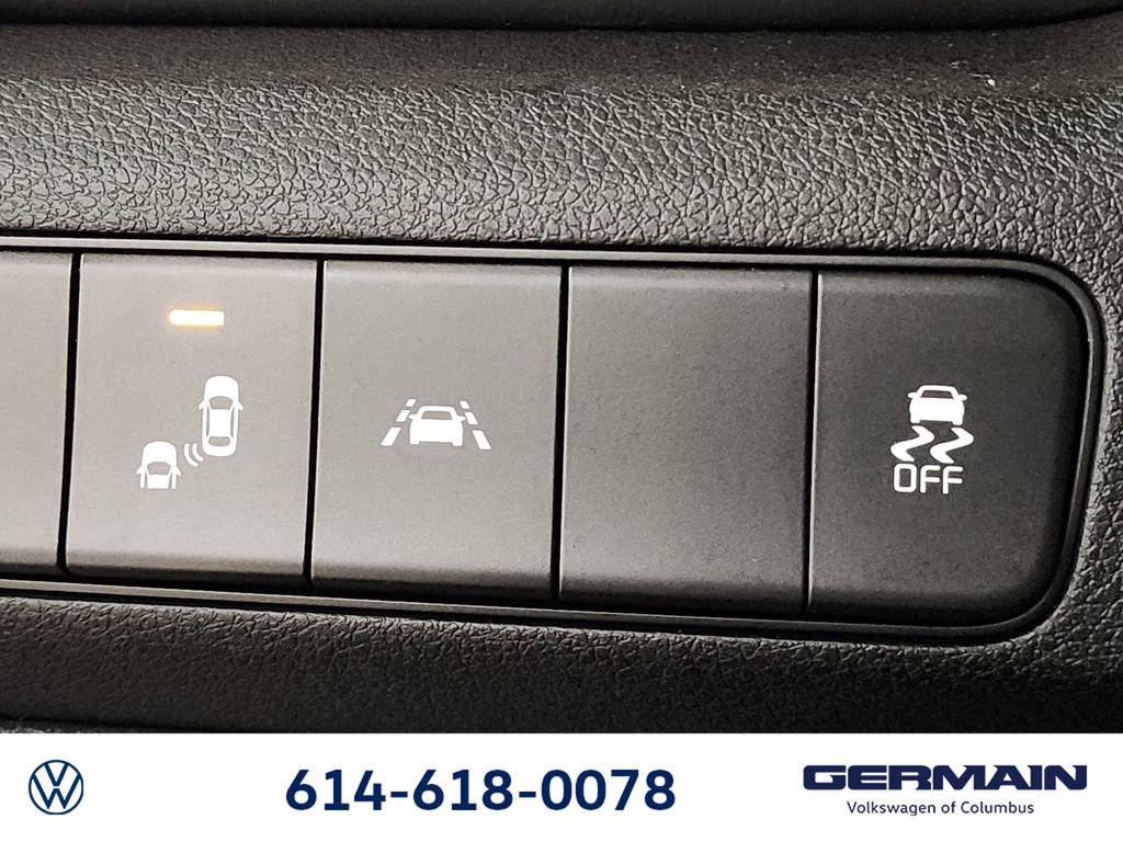 Used 2022 Kia Niro EX image 37