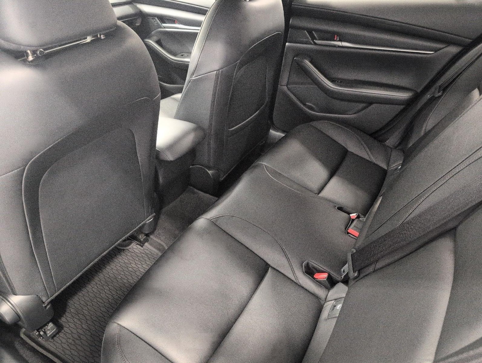 Used 2021 MAZDA MAZDA3 s FWD image 21