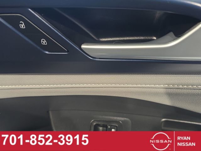 Used 2024 Volkswagen Taos SE image 38