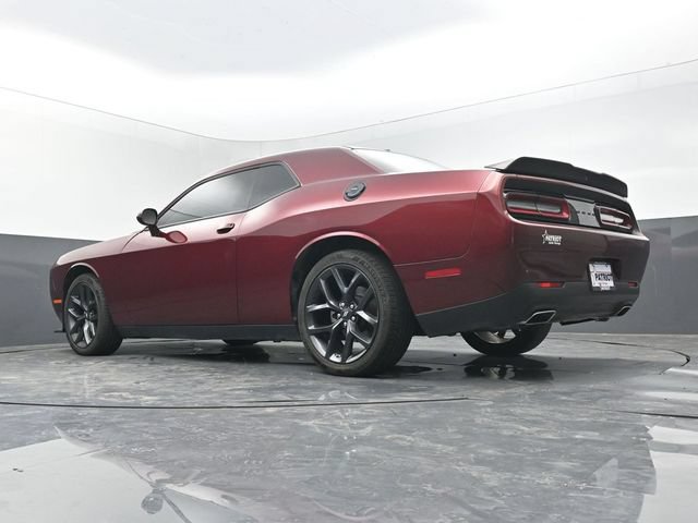 Used 2022 Dodge Challenger SXT RWD image 37