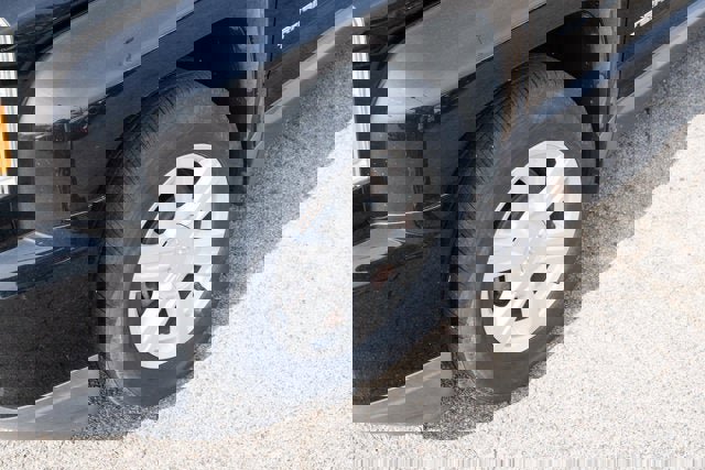 Used 2016 GMC Terrain SLE image 9