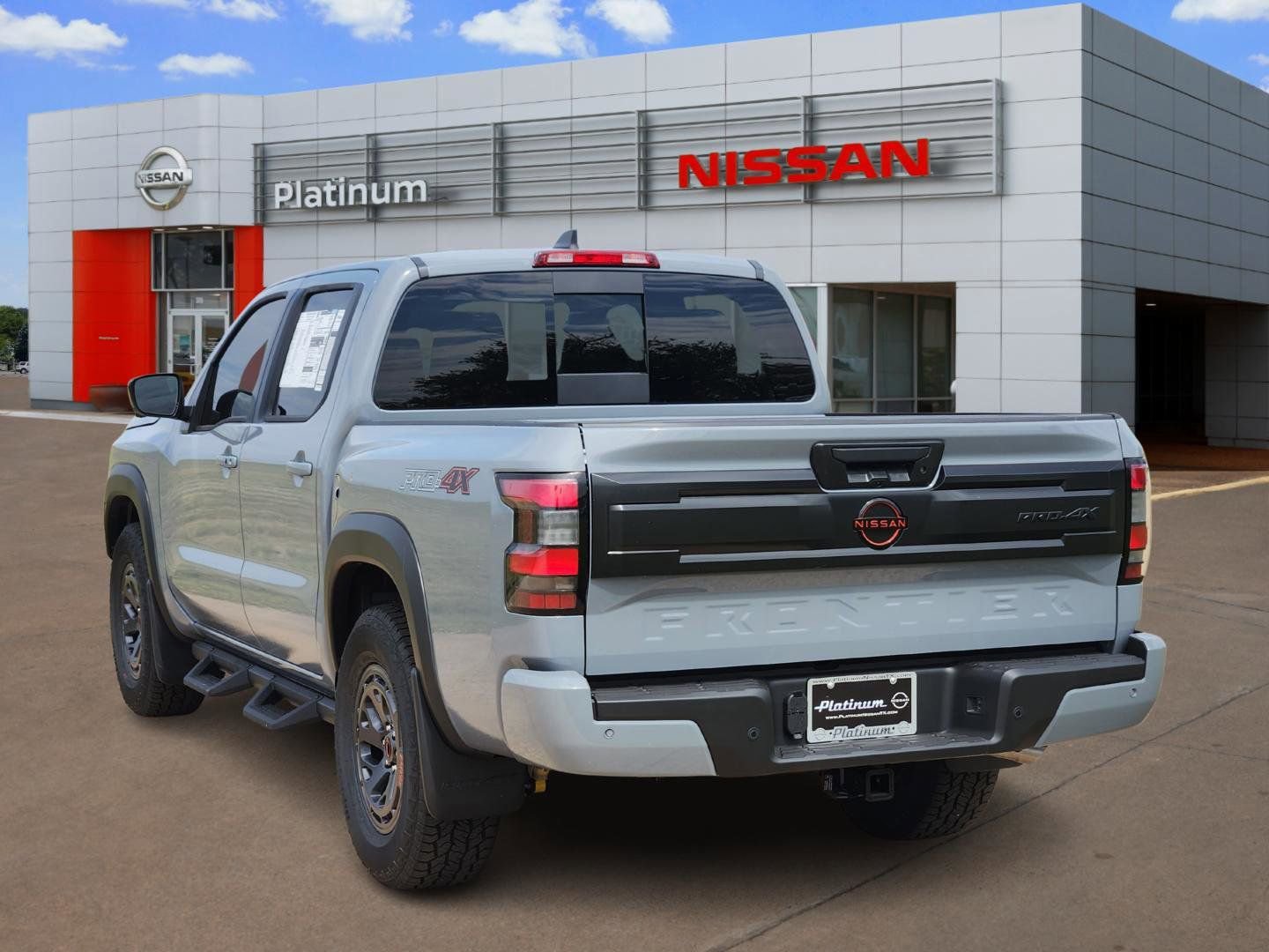 New 2026 Nissan Frontier PRO-4X w/ Pro-4x Convenience Package image 5