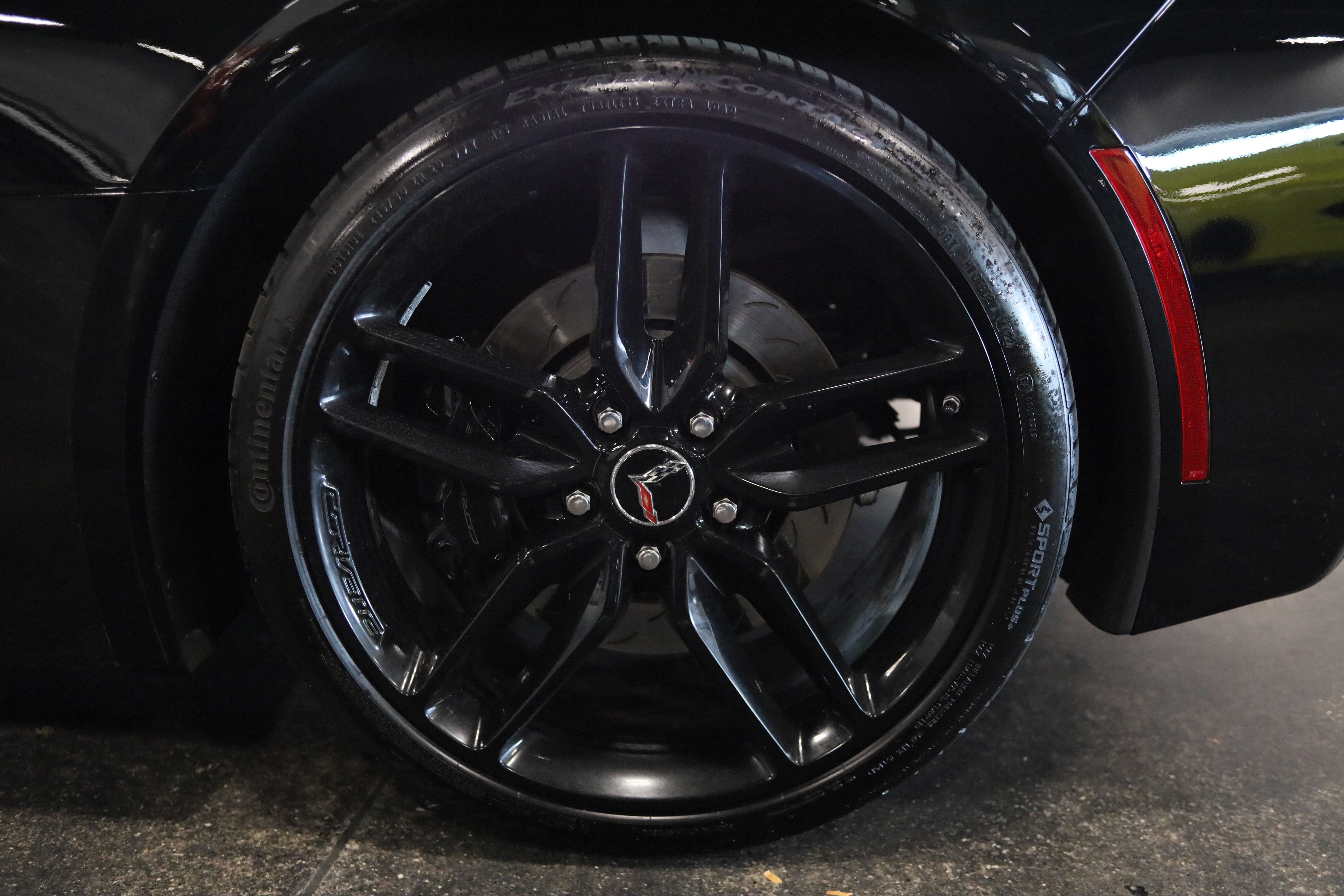 Used 2015 Chevrolet Corvette Stingray Convertible w/ 3LT Preferred Equipment Group RWD image 15