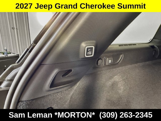 New 2027 Jeep Grand Cherokee Summit AWD/4WD image 40