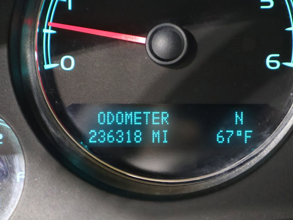 Used 2014 GMC Yukon XL Denali image 37