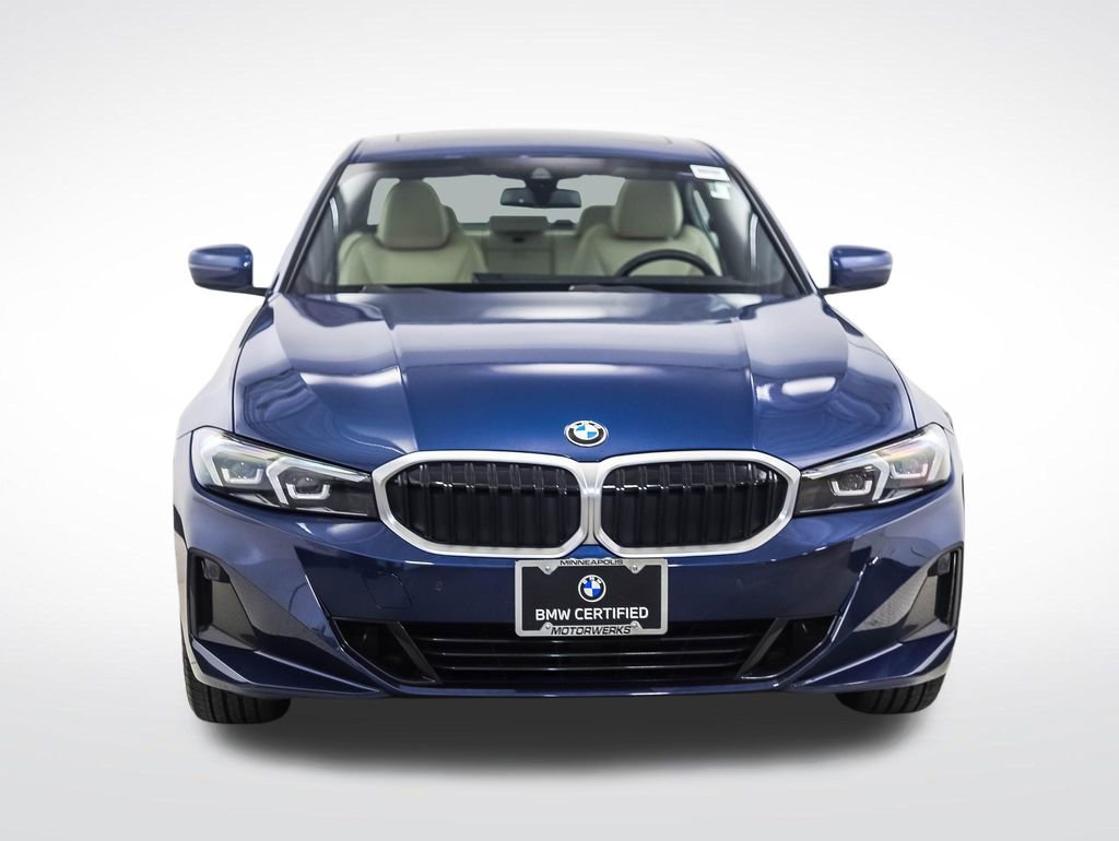 Certified 2023 BMW 330i xDrive Sedan w/ Premium Package AWD/4WD image 8