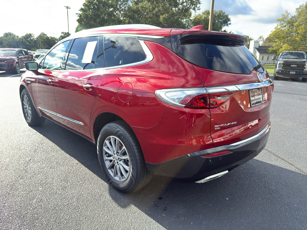 Used 2024 Buick Enclave Premium image 11
