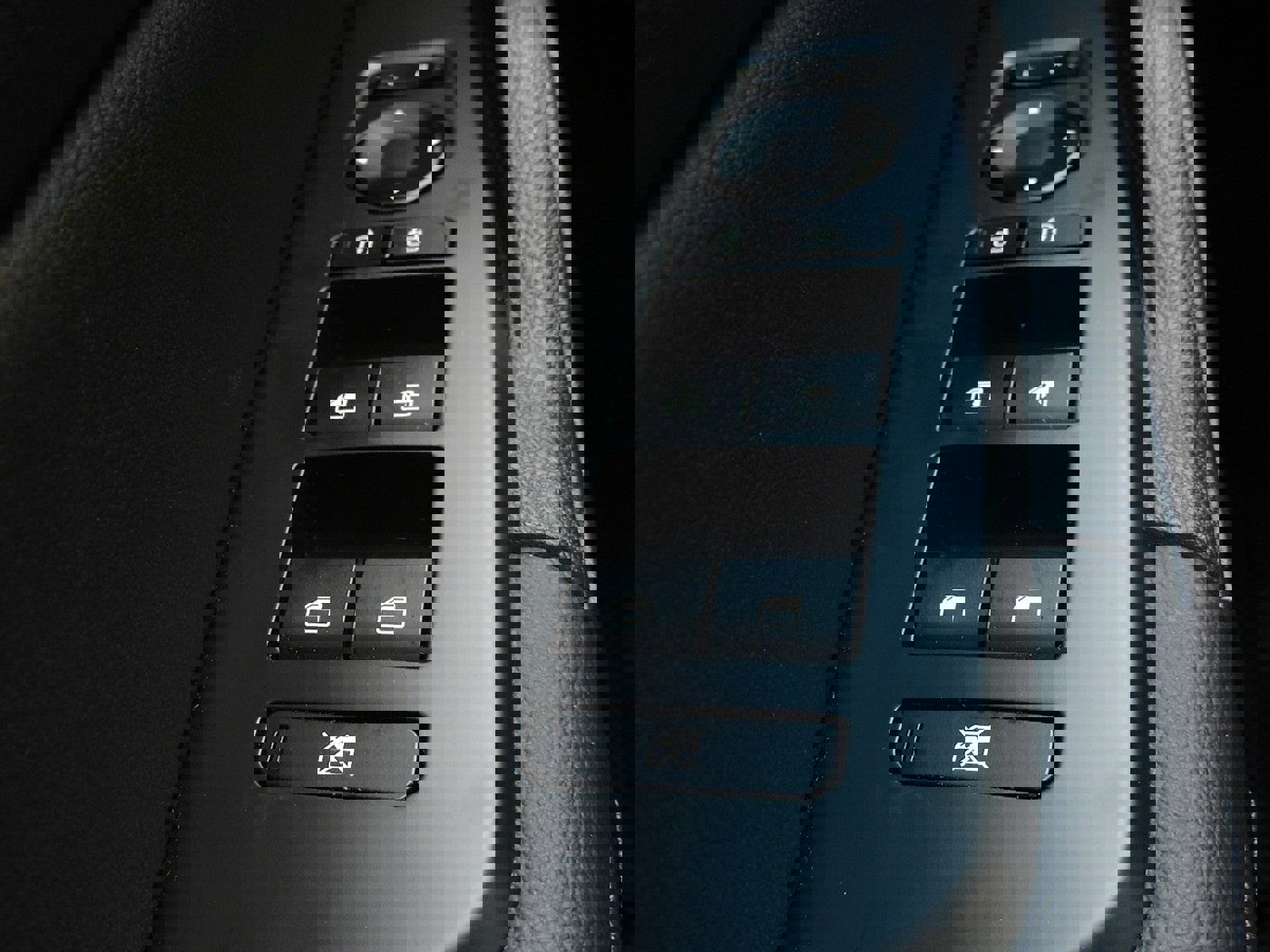 New 2026 Kia Sportage EX image 24