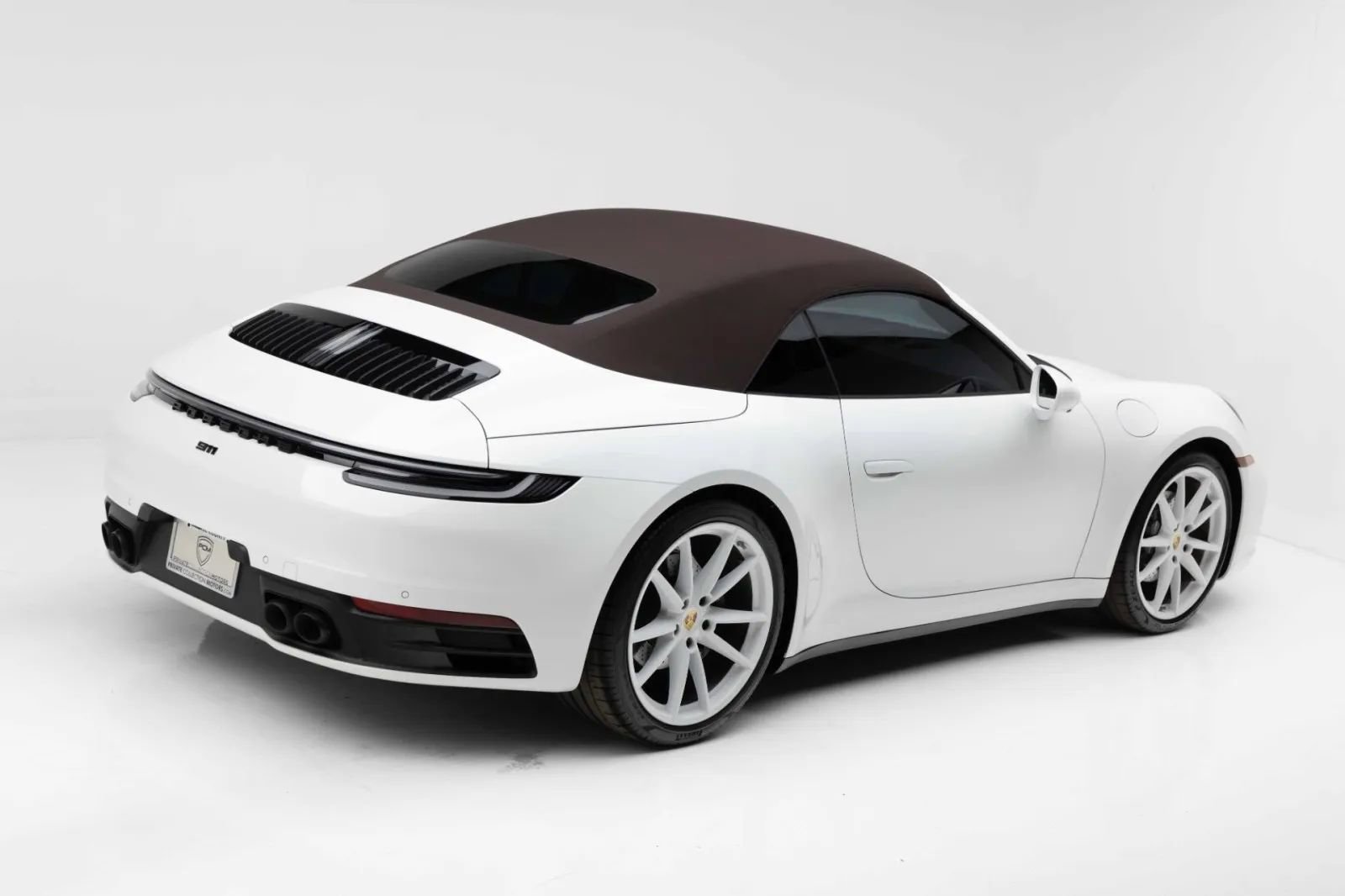 Used 2024 Porsche 911 Carrera image 17