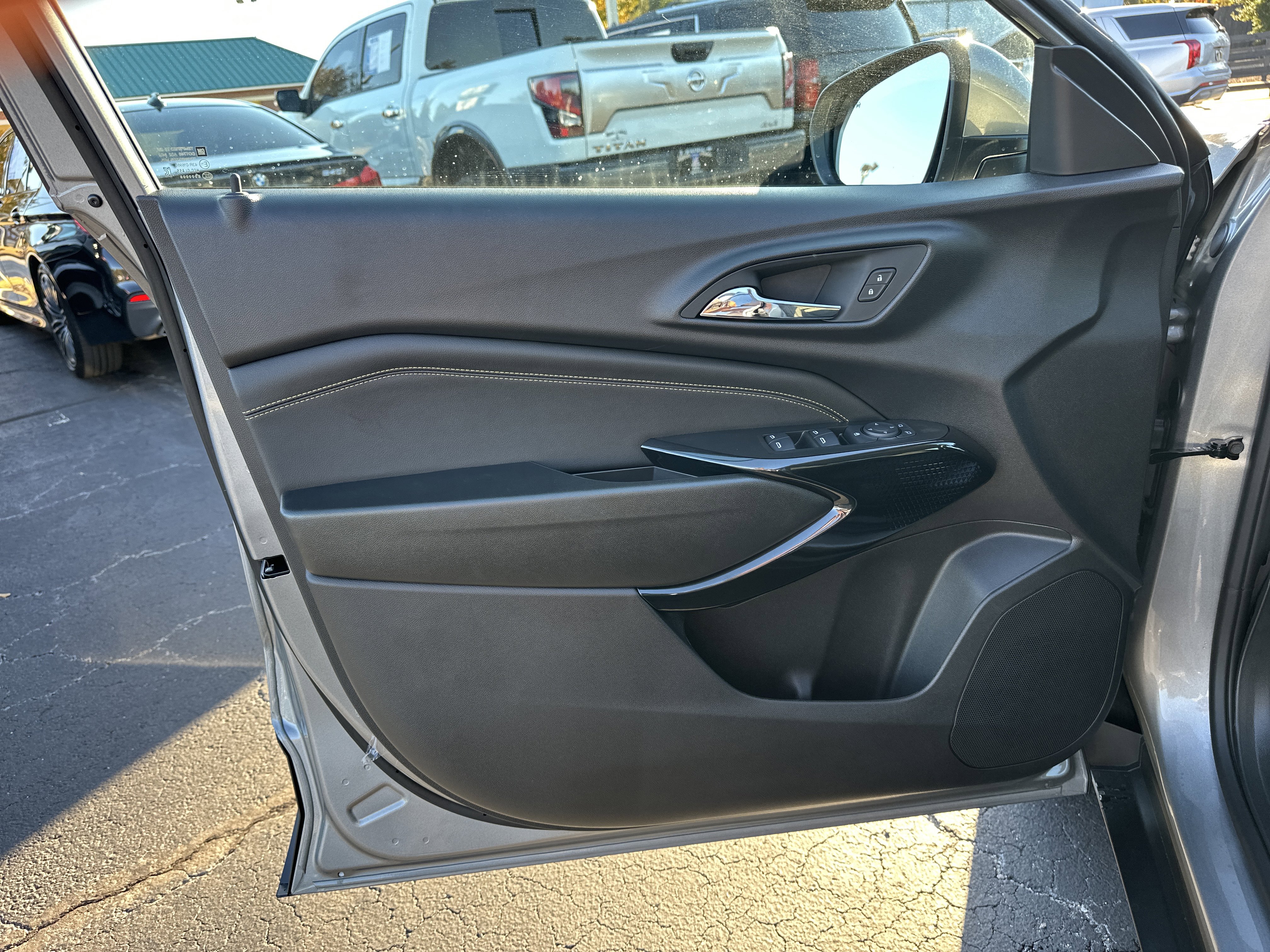 New 2026 Chevrolet Trax LT w/ Driver Confidence Package FWD image 12