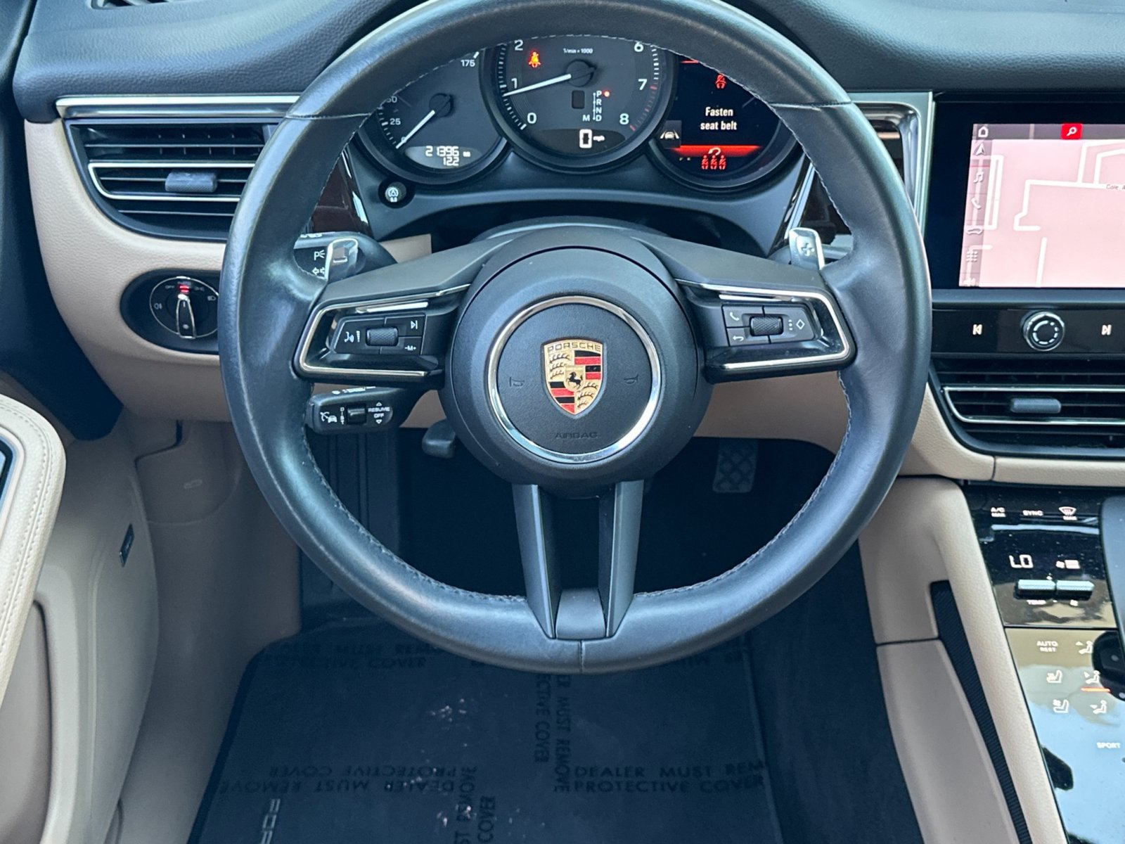 Used 2024 Porsche Macan AWD/4WD image 22