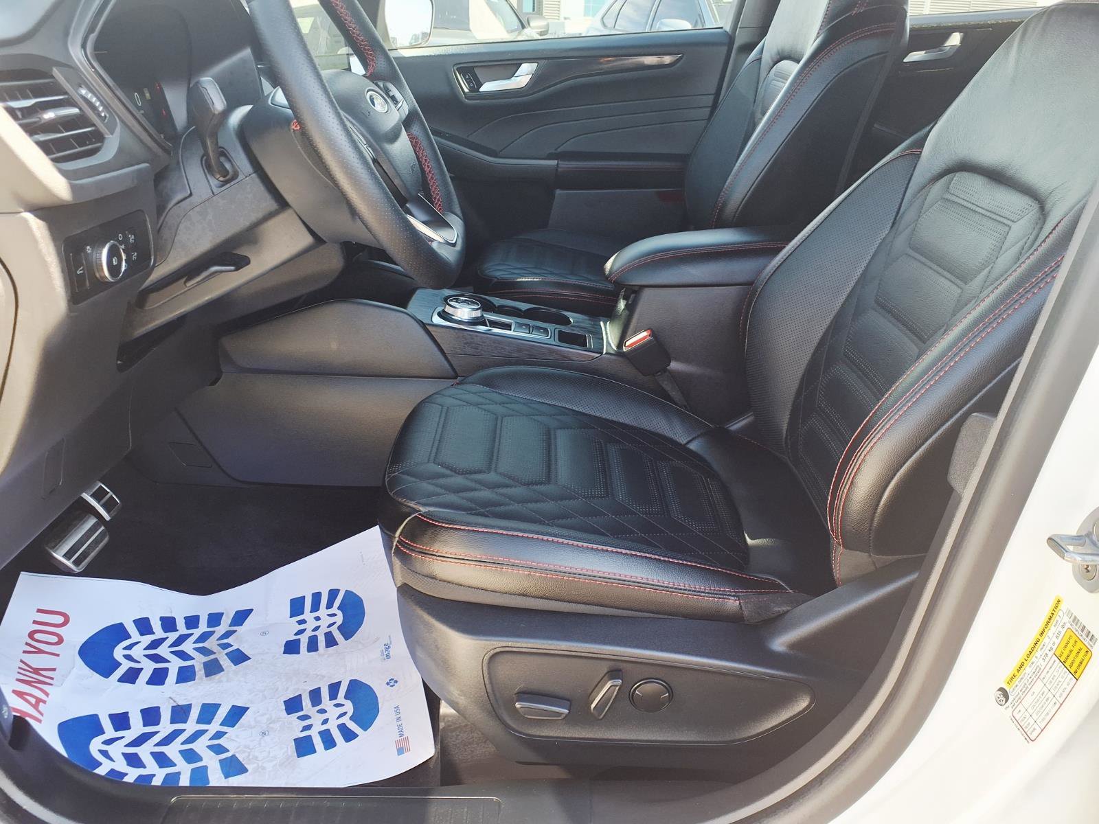 Certified 2024 Ford Escape ST-Line Elite w/ Premium Technology Package image 22