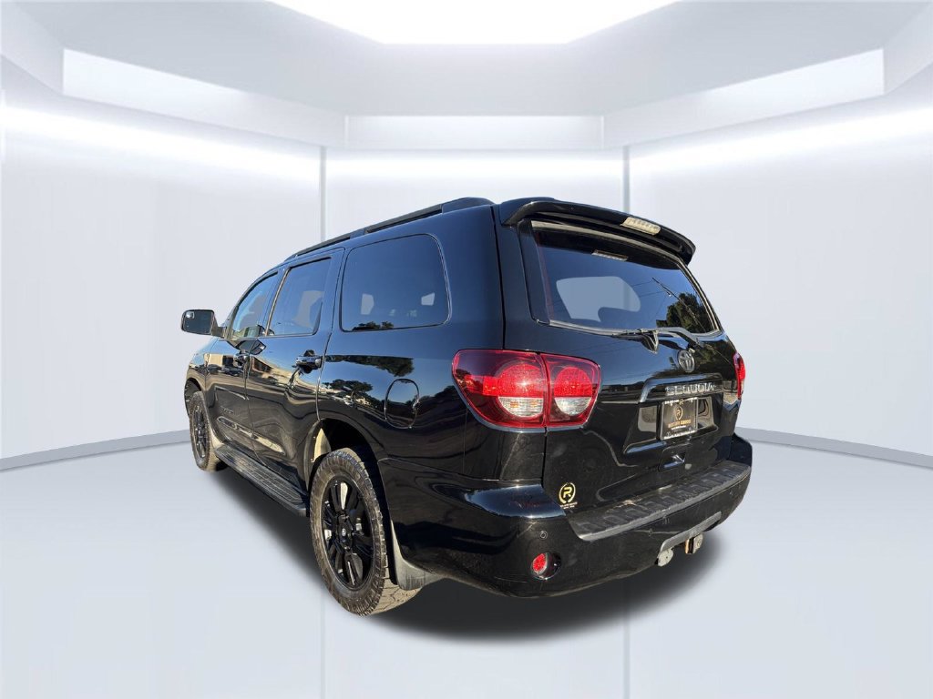 Used 2018 Toyota Sequoia TRD Sport AWD/4WD image 3