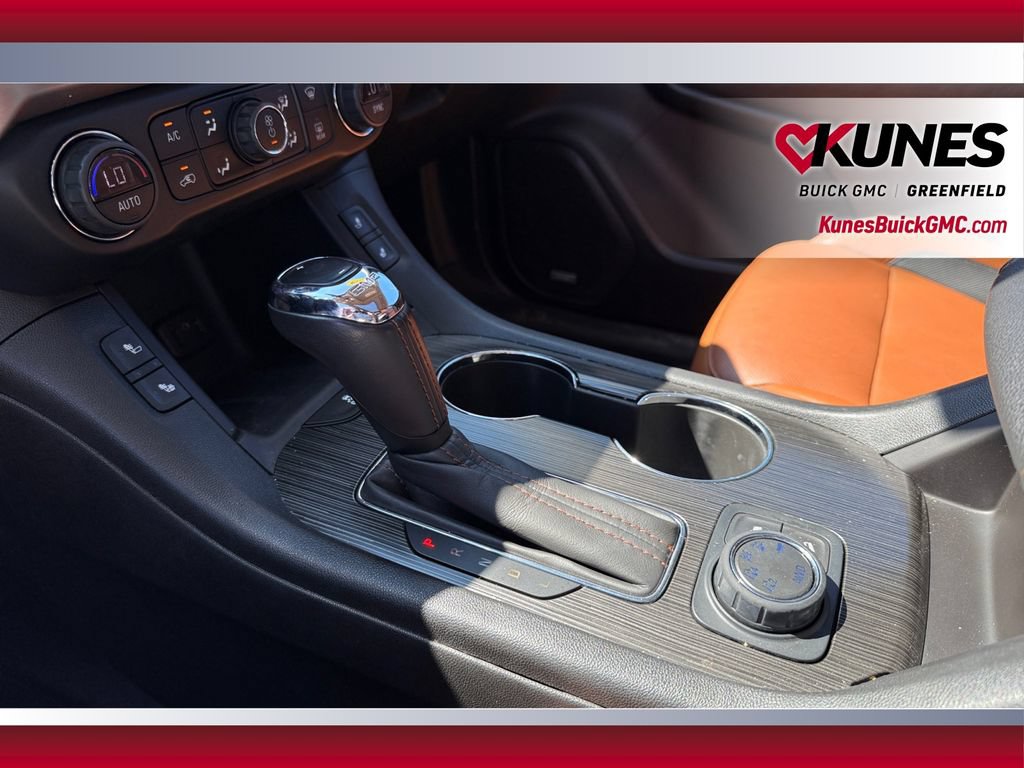 Used 2019 GMC Acadia SLT AWD/4WD image 29