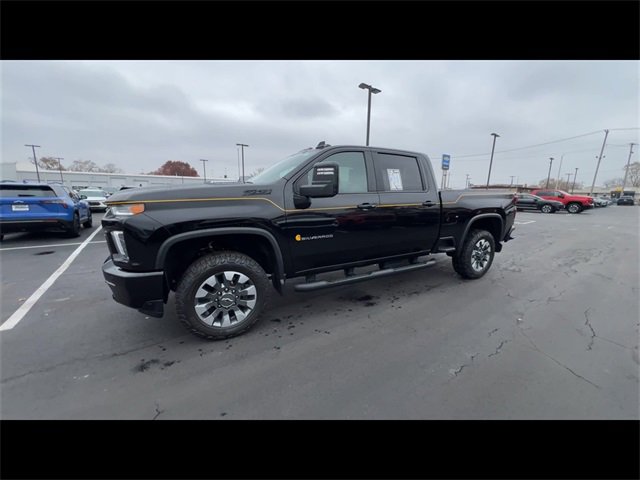 Used 2021 Chevrolet Silverado 2500 LTZ w/ Carhartt Edition image 4