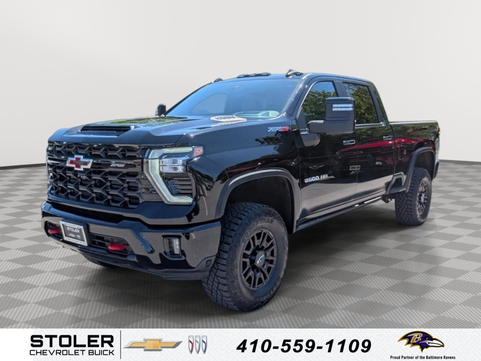 Used 2024 Chevrolet Silverado 2500 ZR2 w/ Technology Package AWD/4WD image 1